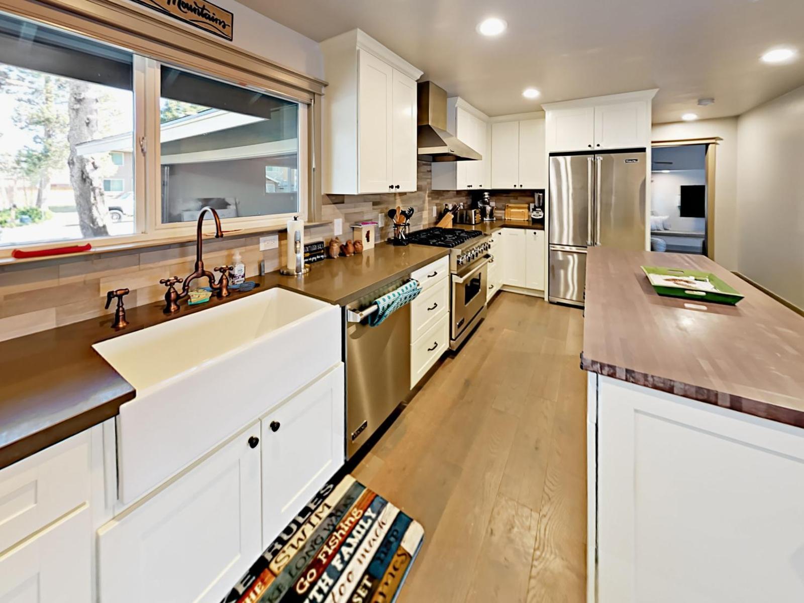 2201 Balboa Dr Home Main image 1
